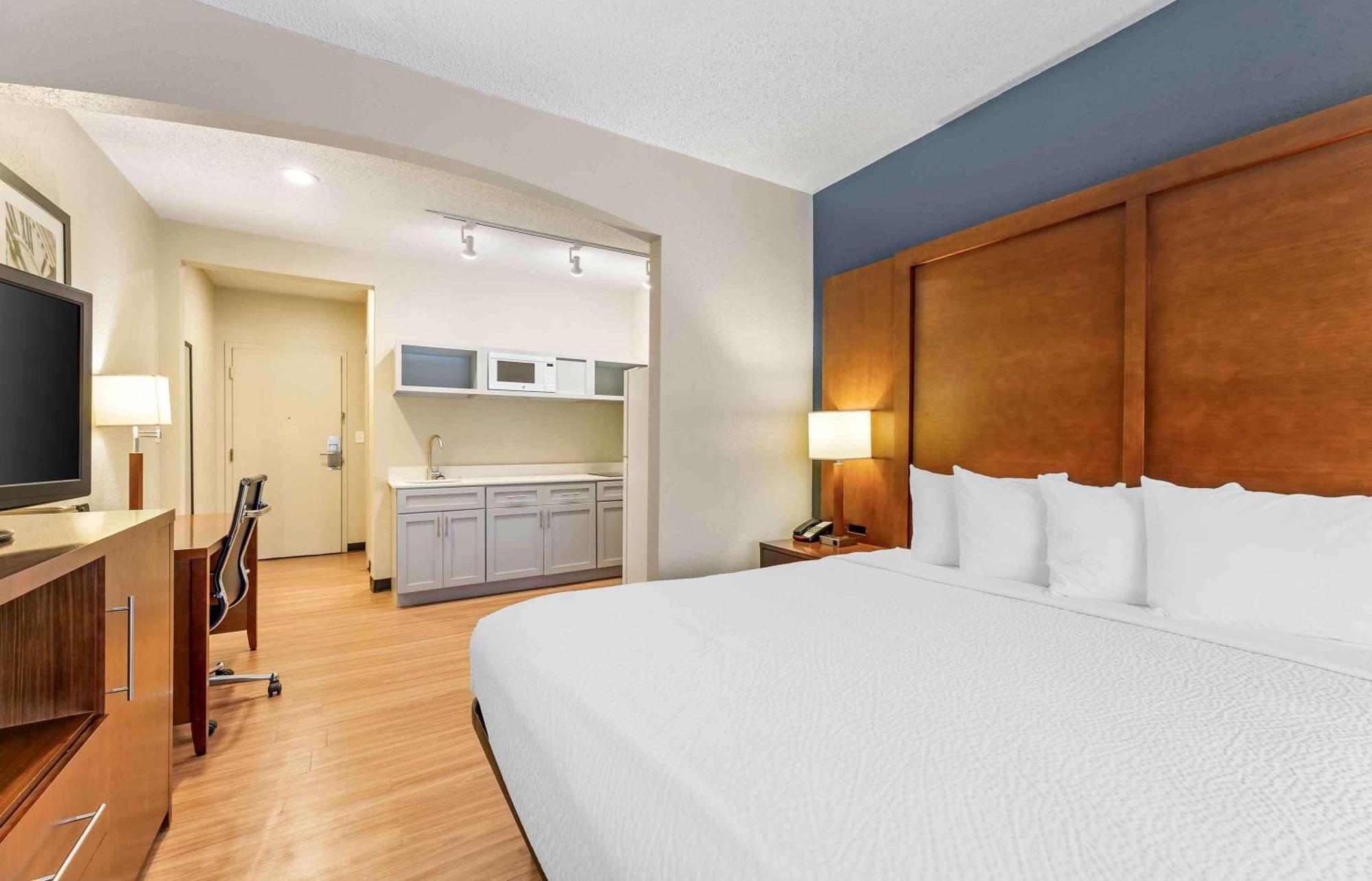 Extended Stay America Suites - Buffalo - Airport Cheektowaga Exterior photo